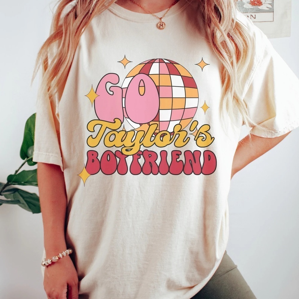 Go Taylors Boyfriend Tshirt